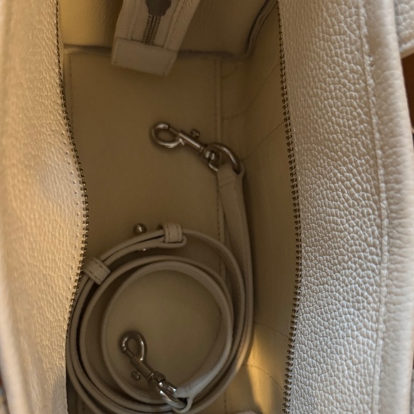 Marc Jacobs Cream Tote Bag - Picture 3 of 6